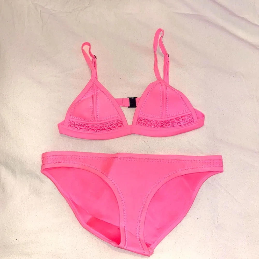 triangl swimwear Neon Pink Triangle Bikini Set